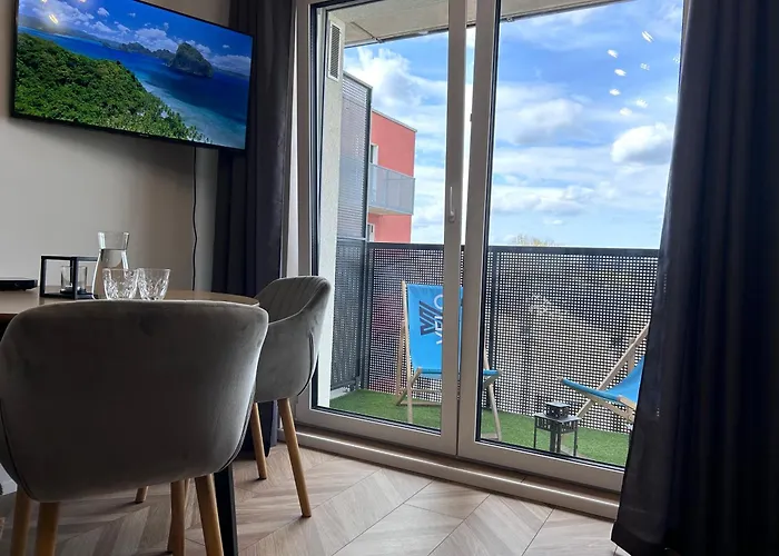 Apartament Z Balkonem I Parkingiem