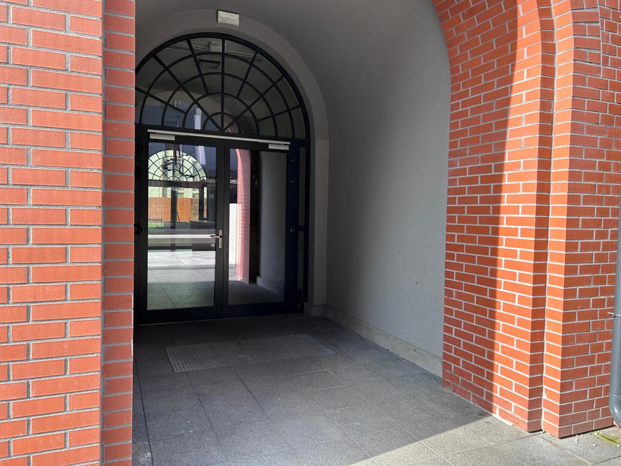Z Balkonem I Parkingiem Wroclaw