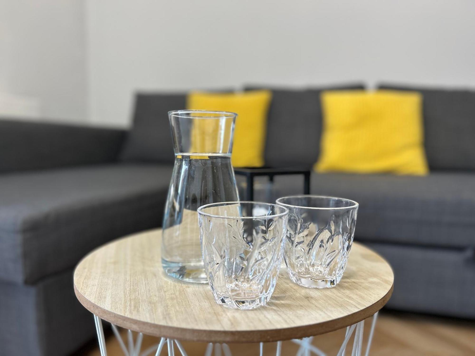 Apartment Z Balkonem I Parkingiem Wroclaw